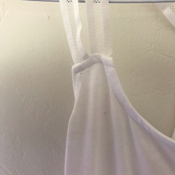 White Workout tank - Picture 4 of 4